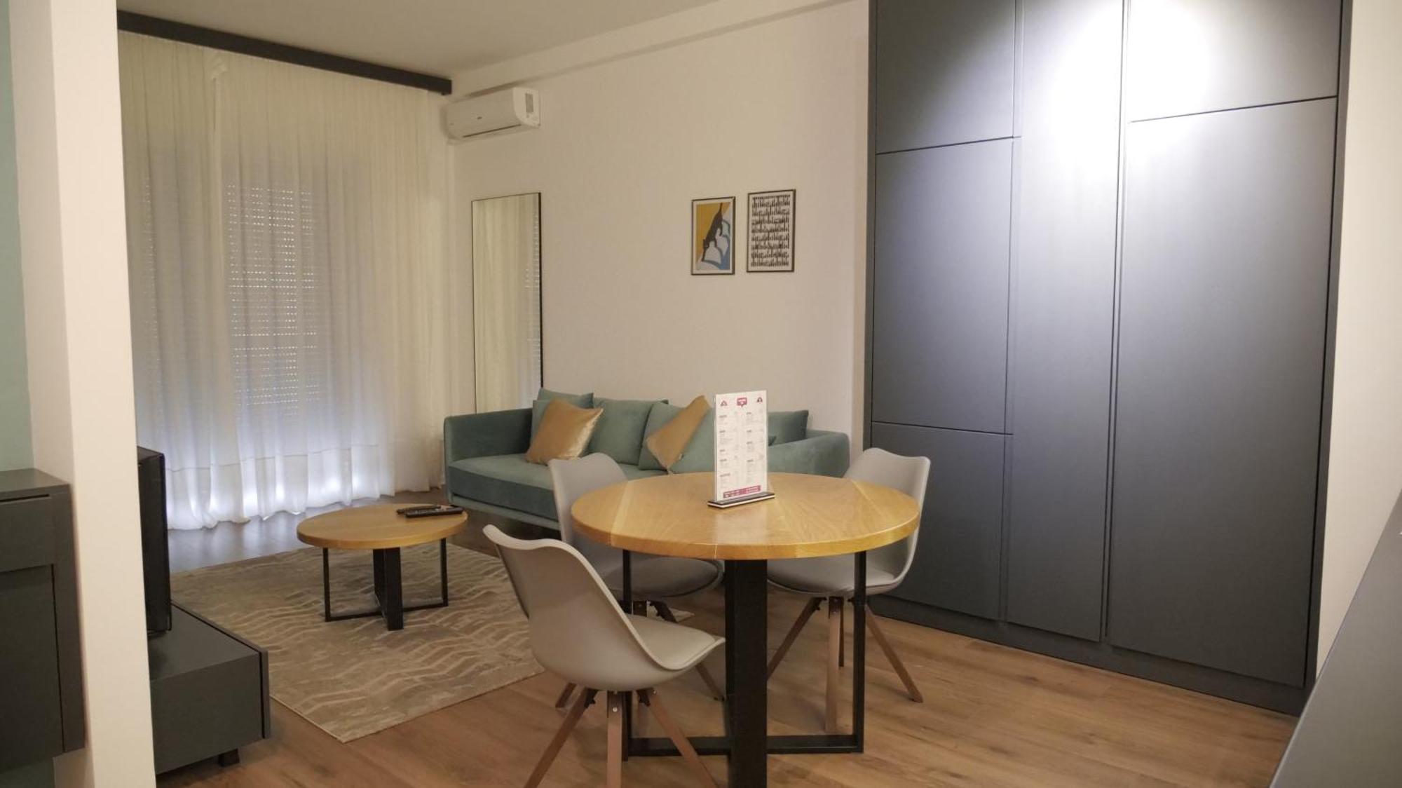 Centaurus Apartments Тирана Экстерьер фото